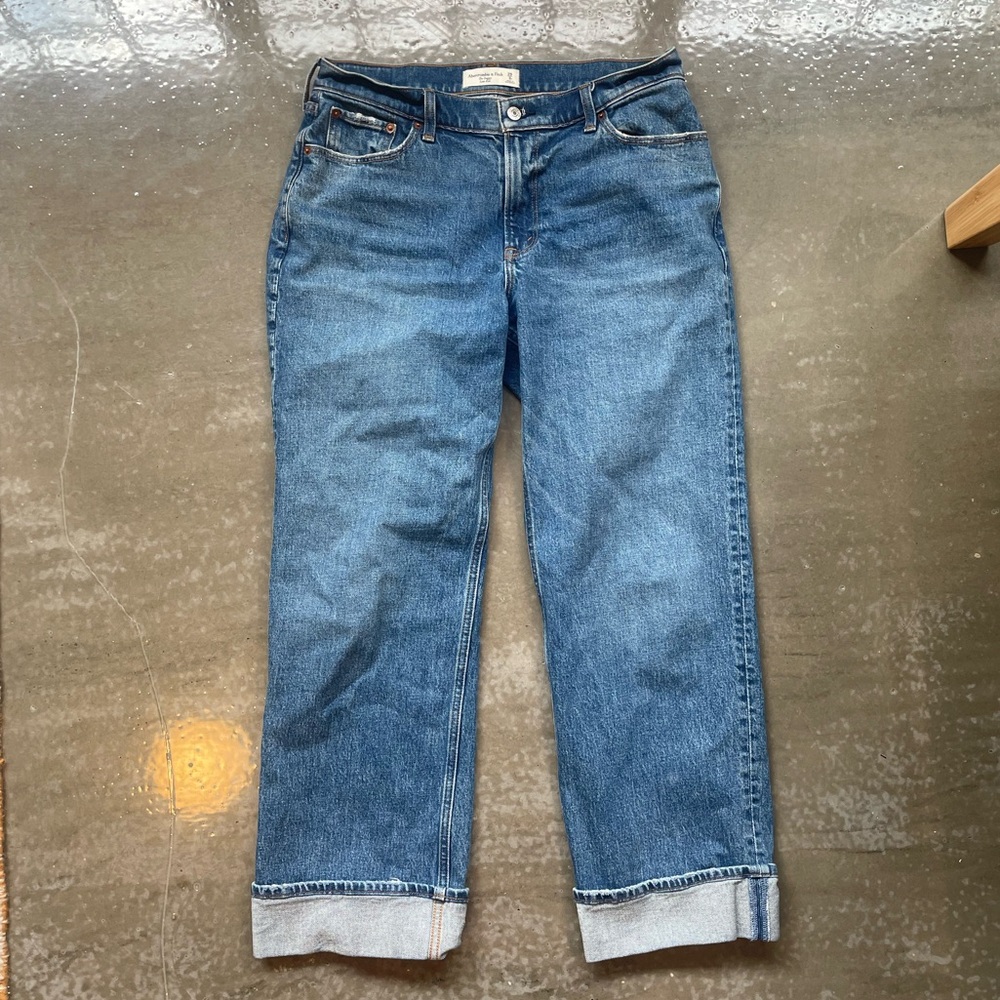 Abercrombie curve love low rise baggy jeans